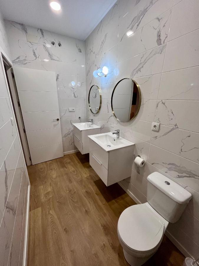 Gatu Premium Villa La Pepa, Preferente Mayores De 25 Anos Y Familias Cadix Extérieur photo